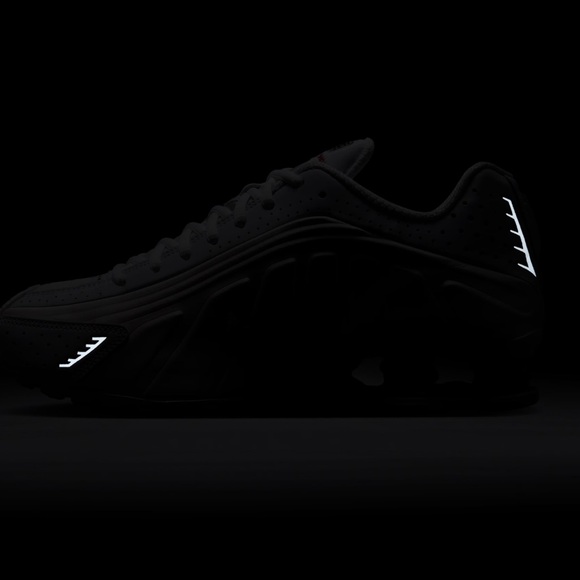 Nike Shox R4 - Picture 9 of 10